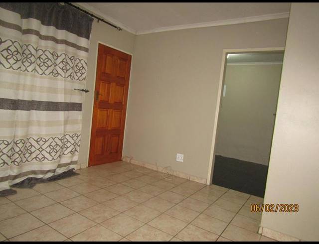3 BEDROOM PROPERTY TO RENT IN WINDMILL PARK EXT